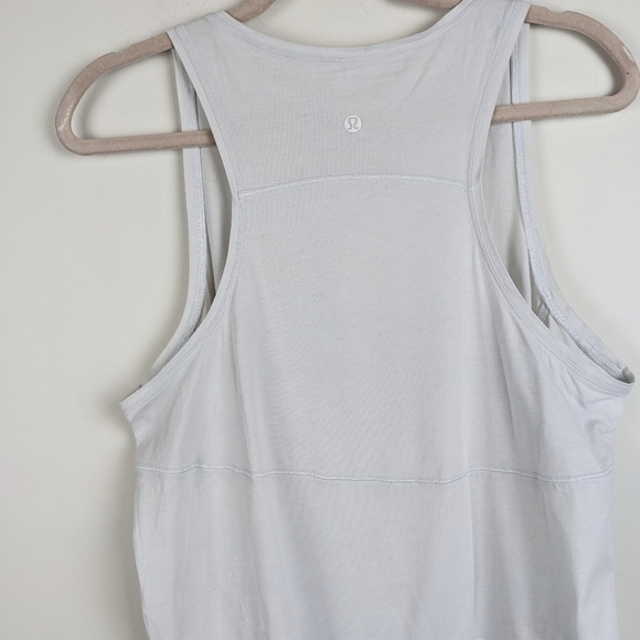 LULULEMON Back in Action Tank size 8 white muscle tank loose fit - Picture 9 of 12
